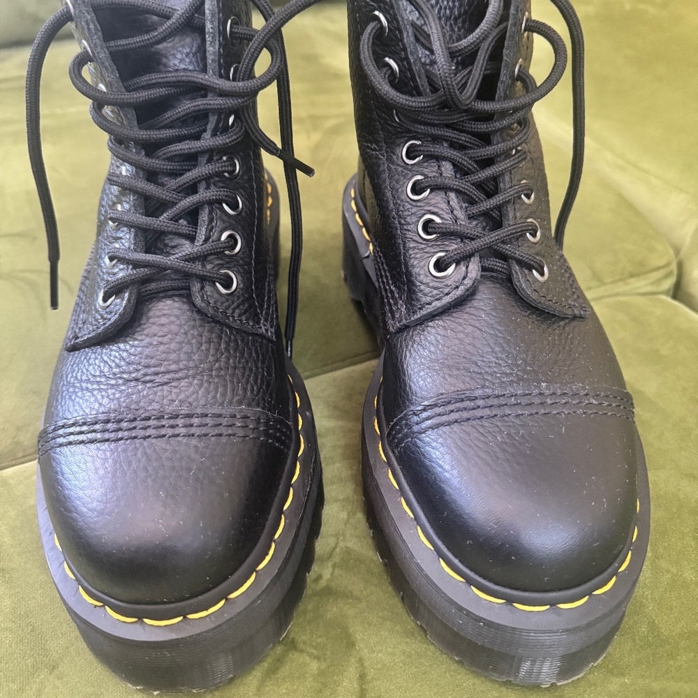 DR. MARTENS SINCLAIR MILLED NAPPA LEATHER PLATFORM BOOTS